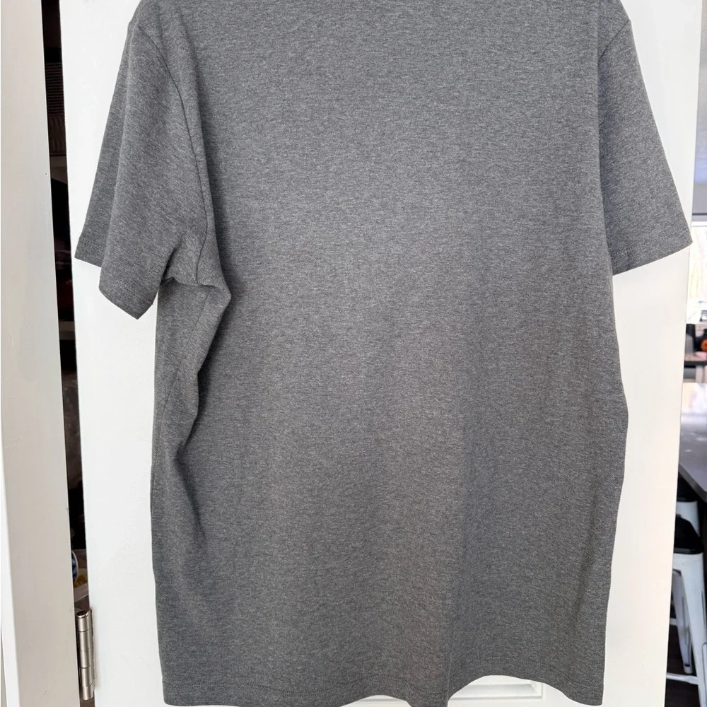 Banana Republic Luxe Touch Performance Tee Men’s Large Gray Crewneck